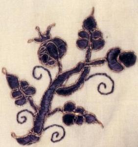 Woman’s linen smock embroidered in purple silk and silver-gilt thread, Italian circa 1575-1600 (Wake, Annabelle, 2010).