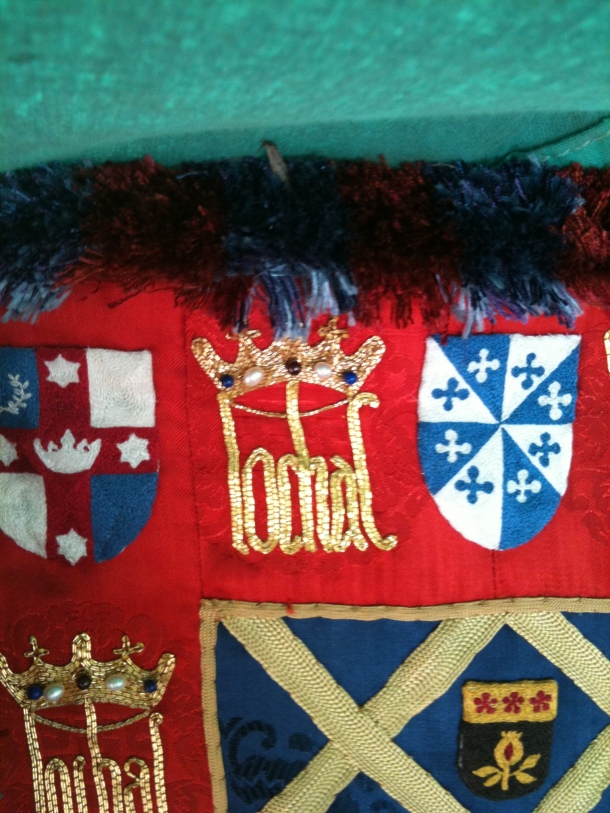 I took Mistress Mathilde's kit for the WoCOB banner (as she didn't have the time to finish it) and completed a small piece of goldwork (pictured above) that was added to said banner. I completed the word 'Lochac' and the crown. WoCOB is Lochac's Worshipful Company of Broiderers.