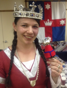 Queen Liadan at Great Southern Gathering 2013 with King Niall puppet