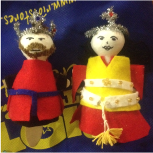 Mini-Niall and Mini-Liadan, puppet King and Queen of Lochac